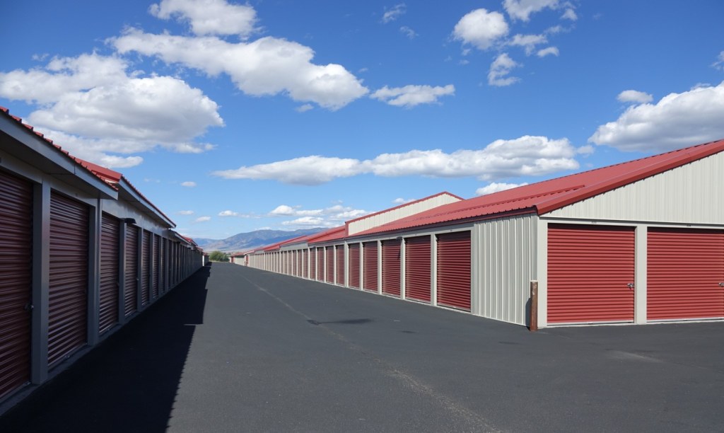 Picture of: Storage Units in Bozeman, MT  Summit Storage